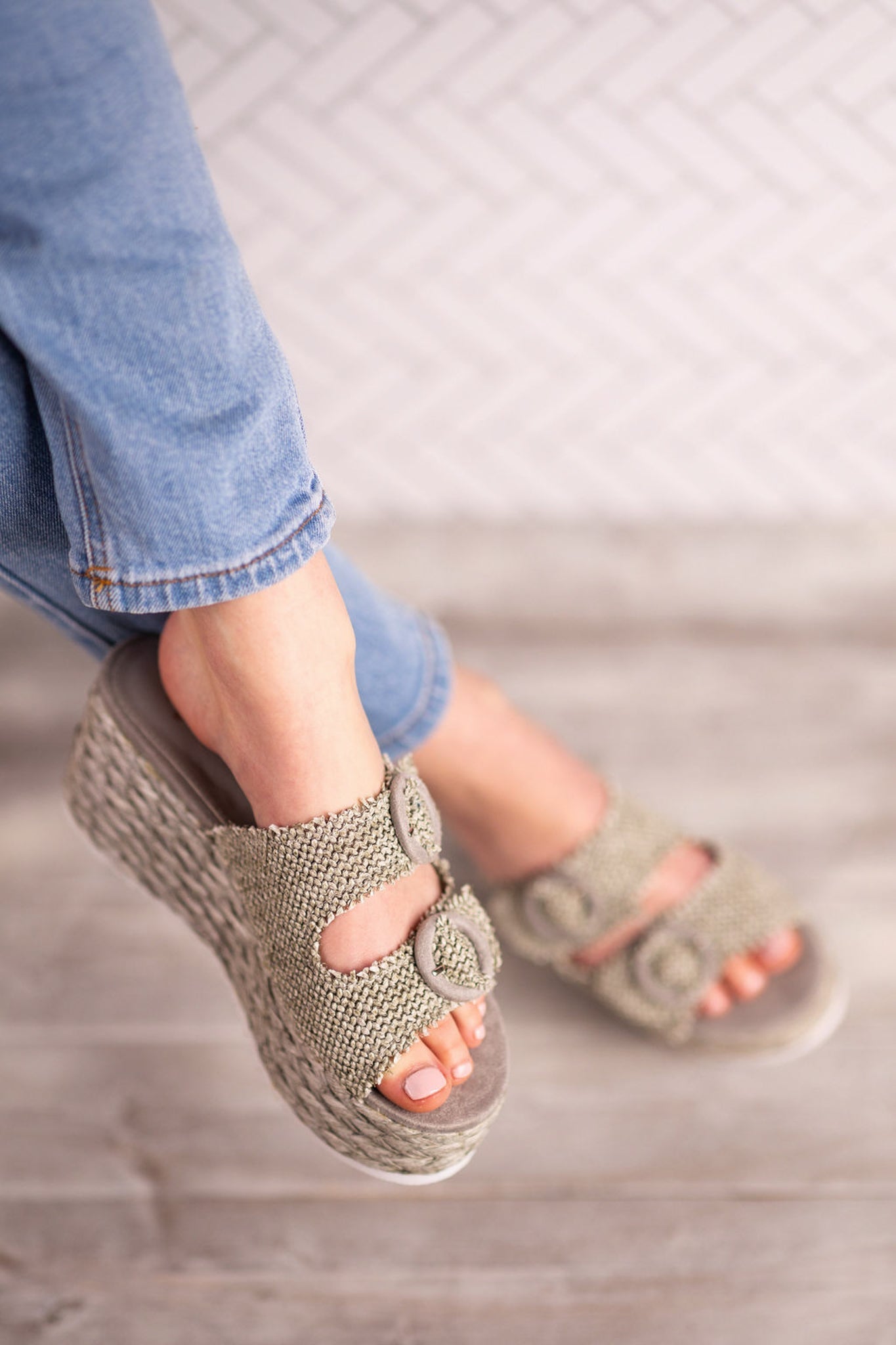 Costa Wedge in Teal