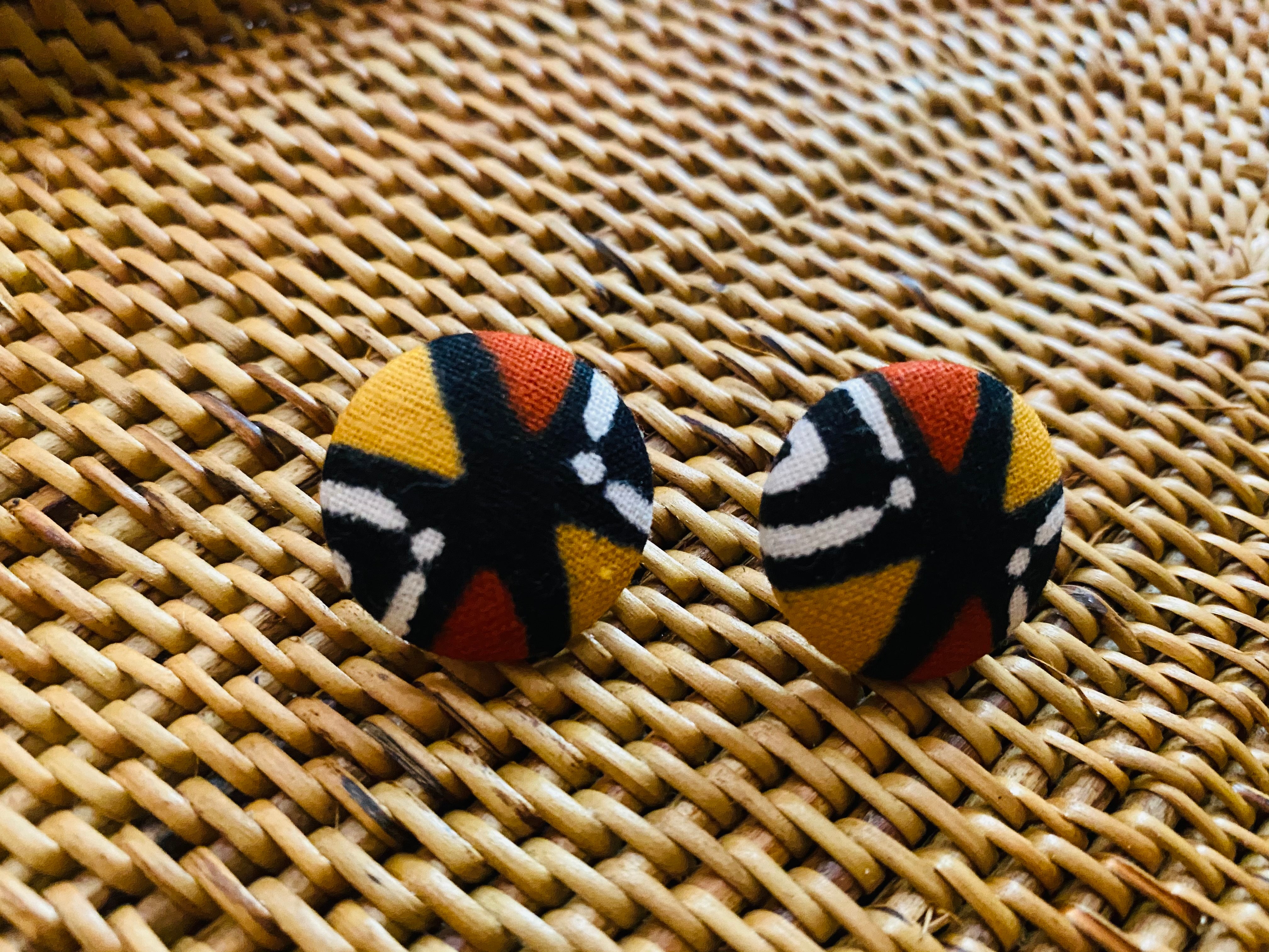 Iwa Pwele - Ankara Studs