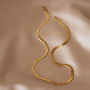 Oro - Thick Herringbone Chain Necklace